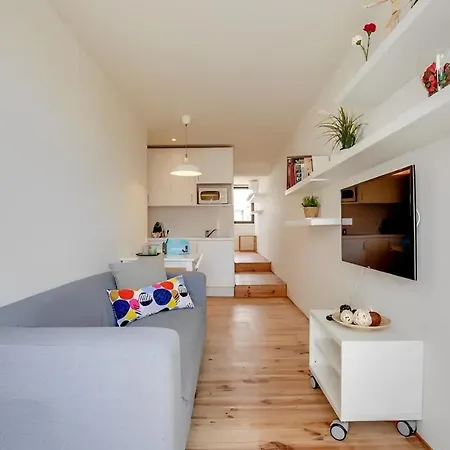 Urban Flats Park Guell Apartment Barcelona