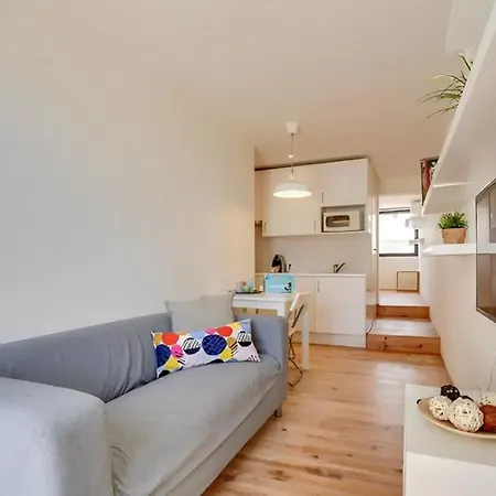 Urban Flats Park Guell Apartment *