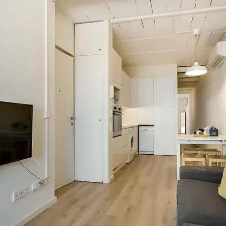 Urban Flats Park Guell Apartment *