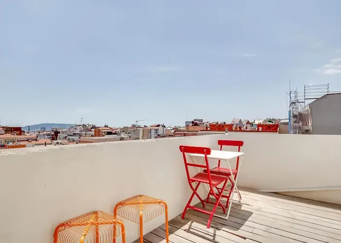 Urban Flats Park Guell *